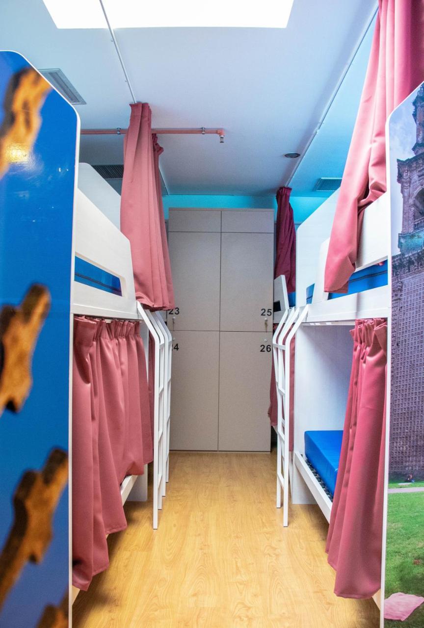 Albergue Compostela سانتياغو دي كومبوستيلا المظهر الخارجي الصورة