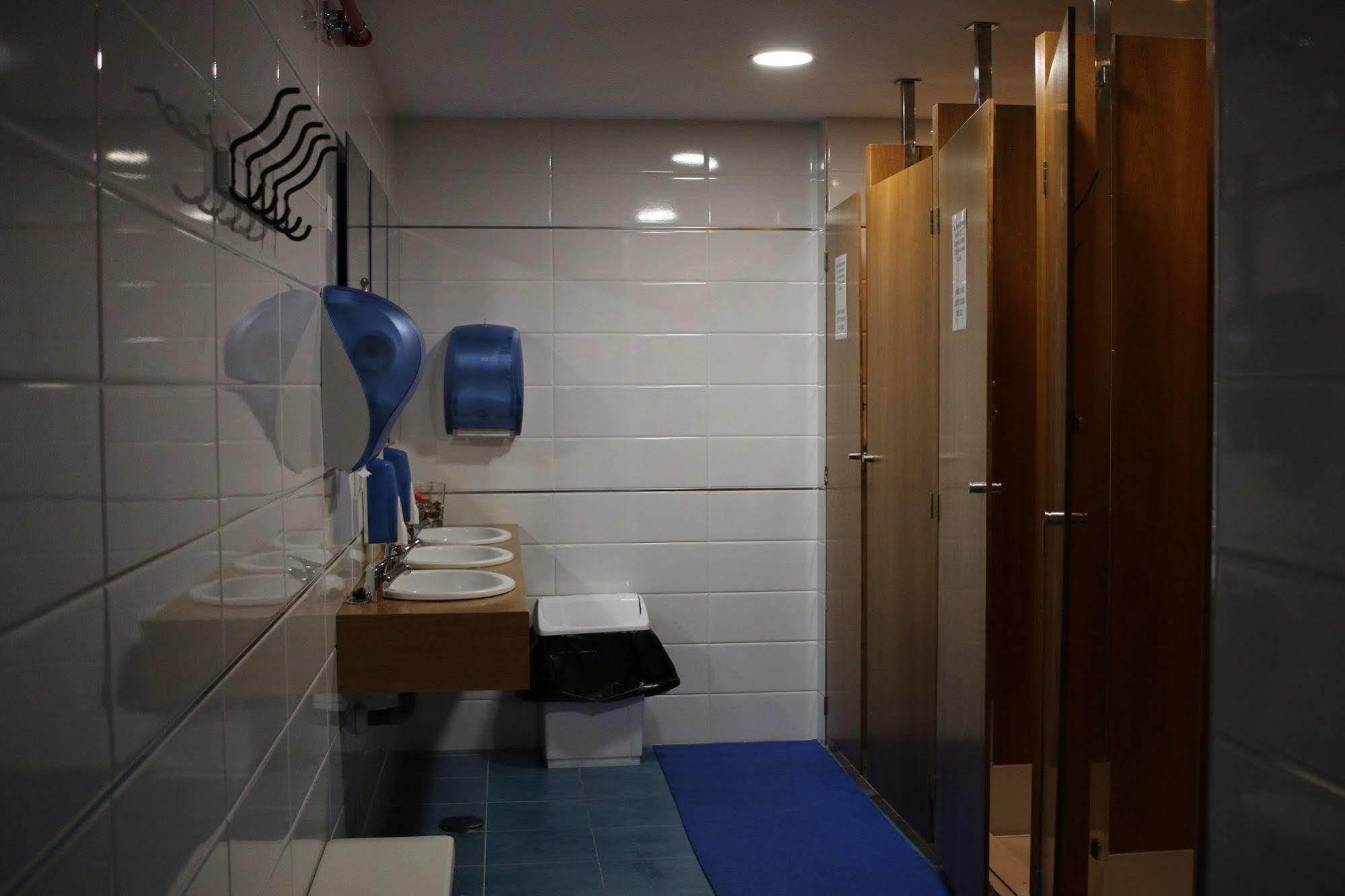 Albergue Compostela سانتياغو دي كومبوستيلا المظهر الخارجي الصورة